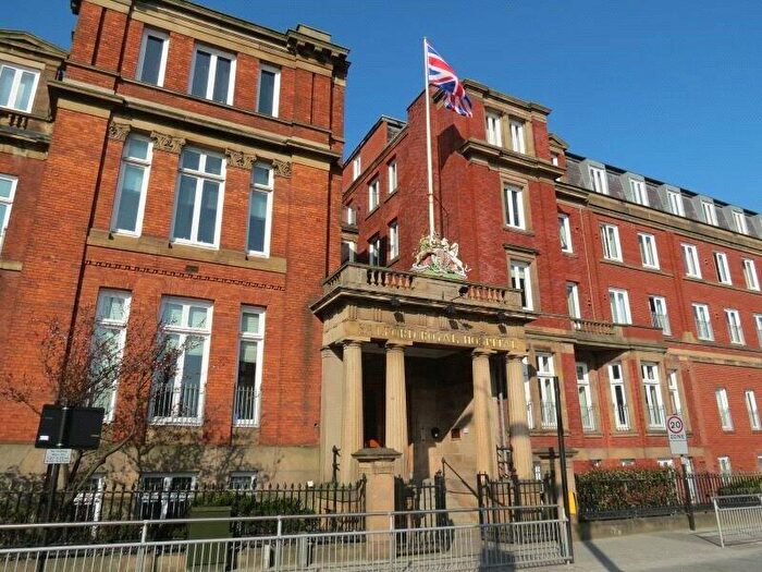 3 Bedroom Apartment To Rent In The Royal, Wilton Place, Manchester City Centre, M3