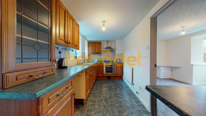 3 Bedroom Terraced House To Rent In Long Grove, Stainforth, Doncaster, DN7