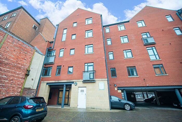 2 Bedroom Flat To Rent In Trinity Wharf, Kingston Upon Hull, HU1