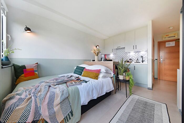 Studio To Rent In Uncle Stockwell, Courland Grove, Stockwell, SW8