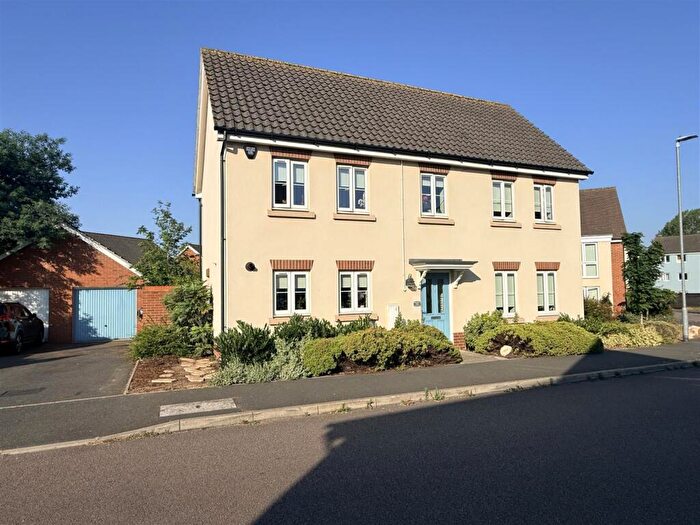 4 Bedroom House For Sale In Rose Drive, Cringleford, Norwich, NR4
