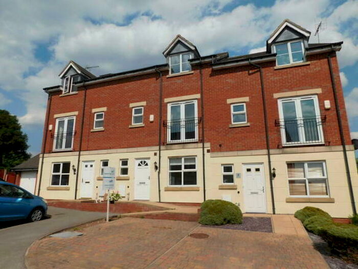 4 Bedroom Town House To Rent In Old Station Yard, Edwinstowe, NG21