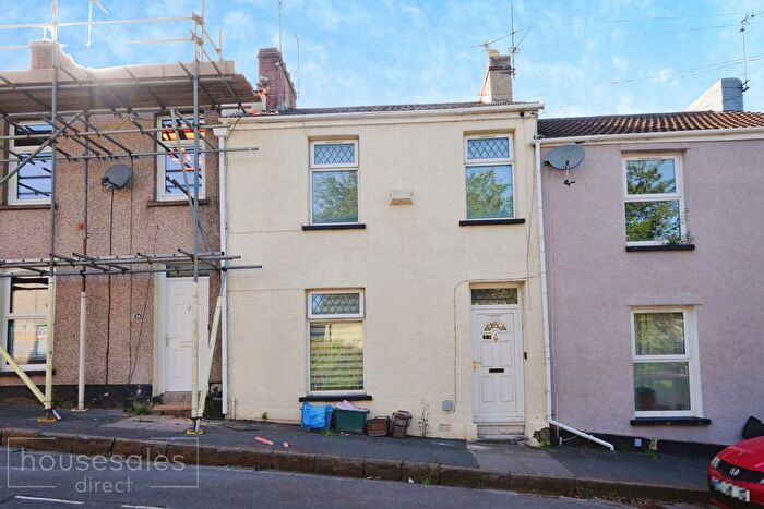 3 Bedroom Terraced House For Sale In Blewitt Street, Newport, NP20