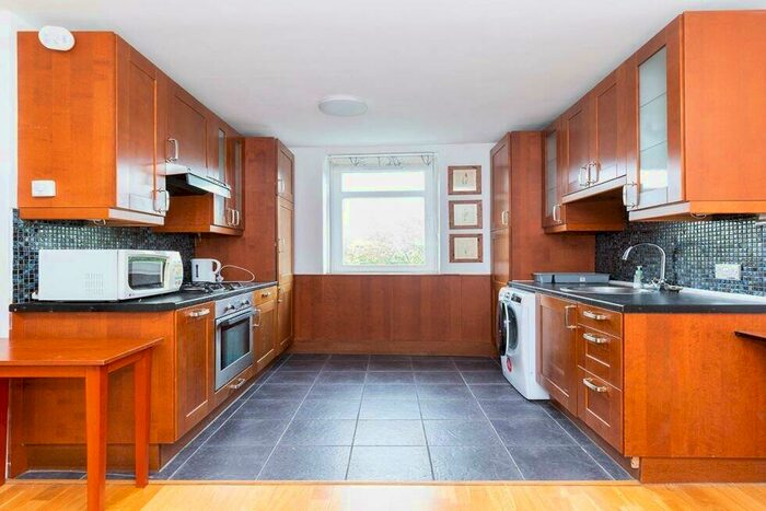 1 Bedroom Flat To Rent In Chester Court, Albany Street, Regents Park / Camden, NW1
