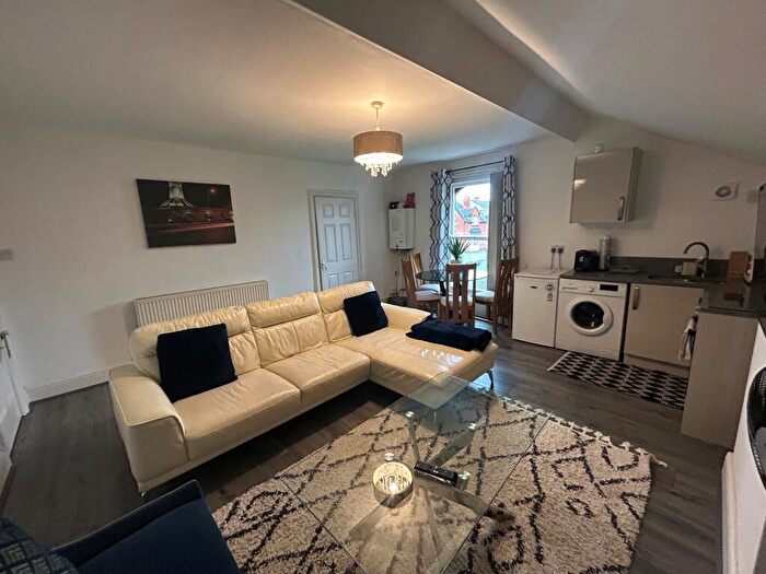 2 Bedroom Apartment To Rent In Harlech Road, Crosby, L23