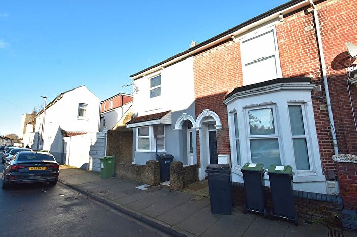 7 Bedroom Detached House To Rent In Baileys Road, Southsea, Hampshire, PO5