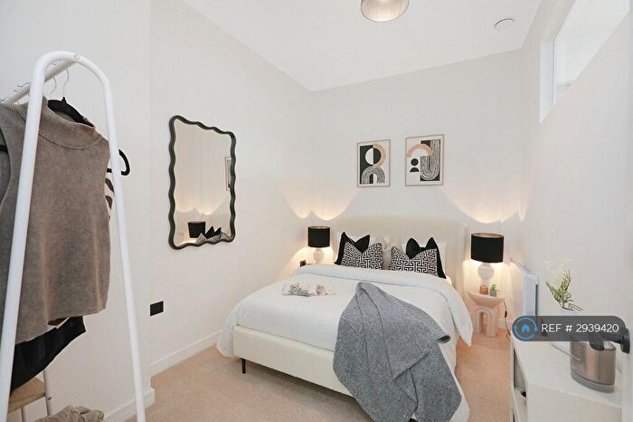 1 Bedroom Flat To Rent In Montpellier Drive, Cheltenham, GL50