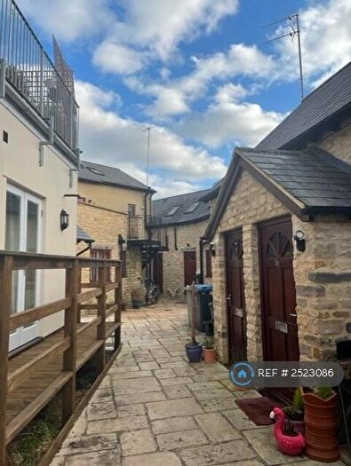1 Bedroom Flat To Rent In West End, Witney, OX28