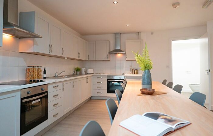 12 Bedroom Semi-Detached House To Rent In Thesiger Street, Lincoln, LN5