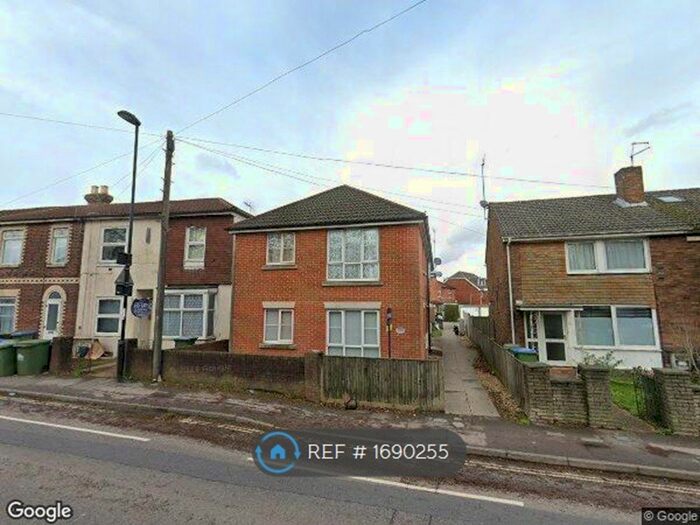1 Bedroom Flat To Rent In St. Denys Road, Southampton, SO17