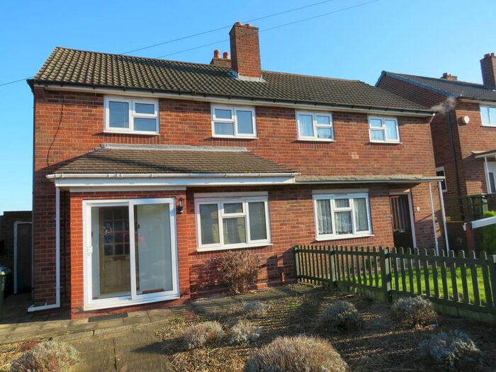 2 Bedroom Property To Rent In California Road, Tividale, Oldbury B69