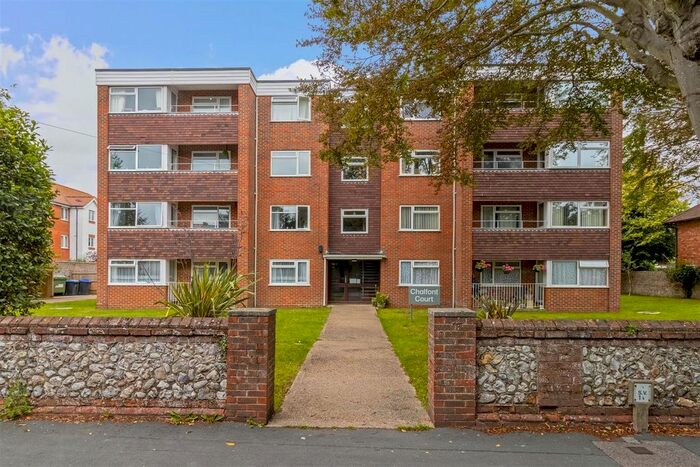 2 Bedroom Flat To Rent In Chalfont Court, Lansdowne Road, Worthing, BN11