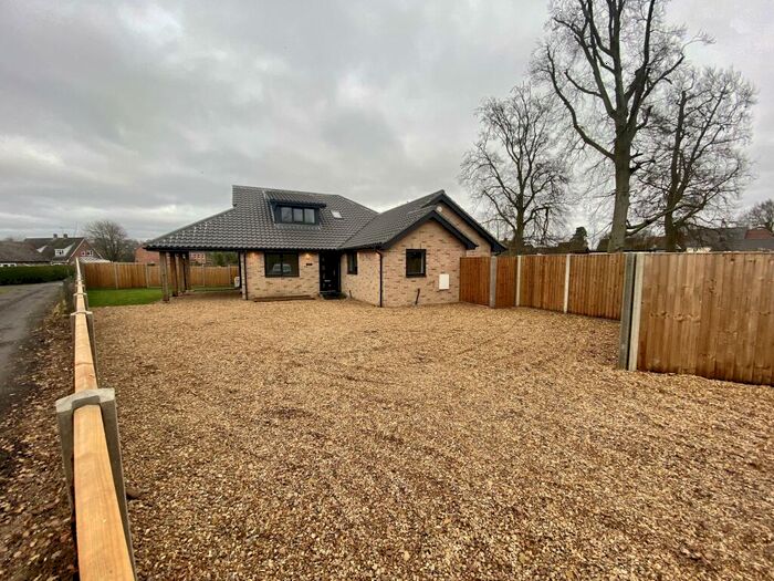 4 Bedroom Detached Villa To Rent In Lynn Road, Weeting, Brandon, IP27