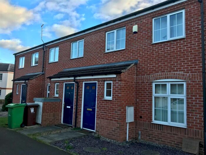 3 Bedroom Town House To Rent In Tannin Crescent, Bulwell, Nottingham, NG6