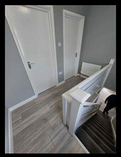 Studio To Rent In Whittington Avenue, Hayes, UB4