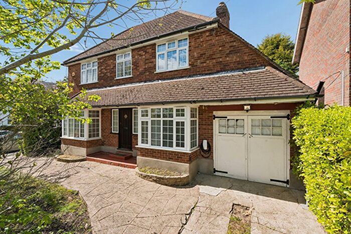 3 Bedroom Detached House For Sale In Highland Road, Northwood, HA6