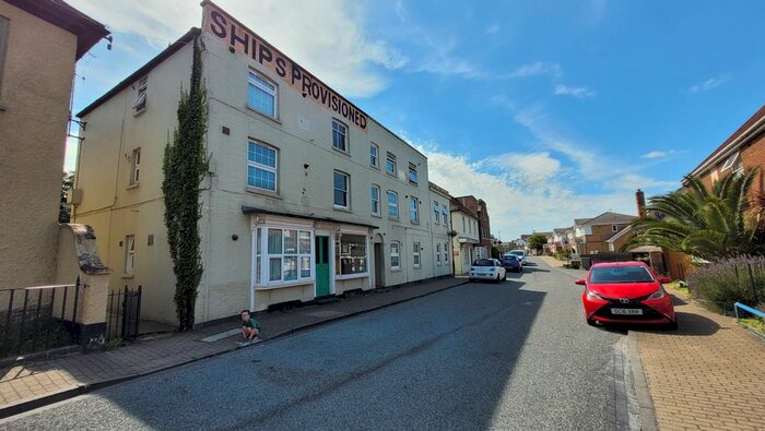 1 Bedroom Flat To Rent In High Street, Greenhithe, DA9
