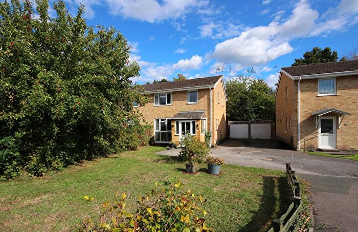 4 Bedroom Semi-Detached House For Sale In Navigators Way, Hedge End, SO30