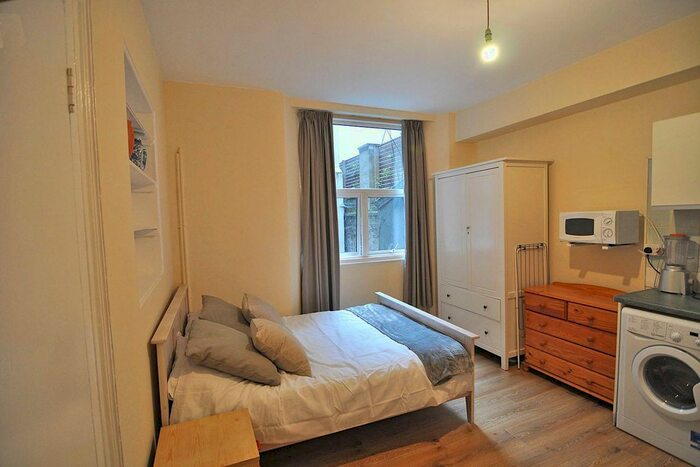 Studio To Rent In Cheniston Gardens, Kensington, London, W8