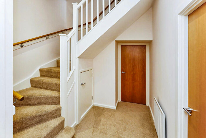 2 Bedroom Apartment For Sale In St. Georges Walk, Gosport, PO12