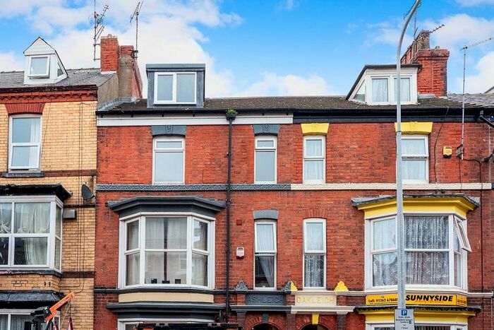 1 Bedroom Flat To Rent In Windsor Crescent, Bridlington, North Humberside, YO15