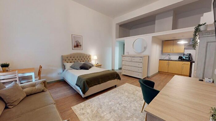 1 Bedroom Flat To Rent In Flat, Princes Road, Liverpool, Merseyside, L8