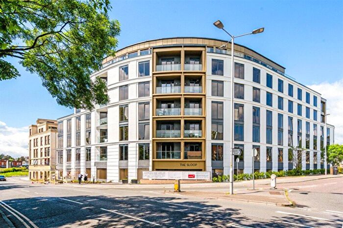 1 Bedroom Apartment To Rent In Commercial Road, Poole, Dorset, BH14