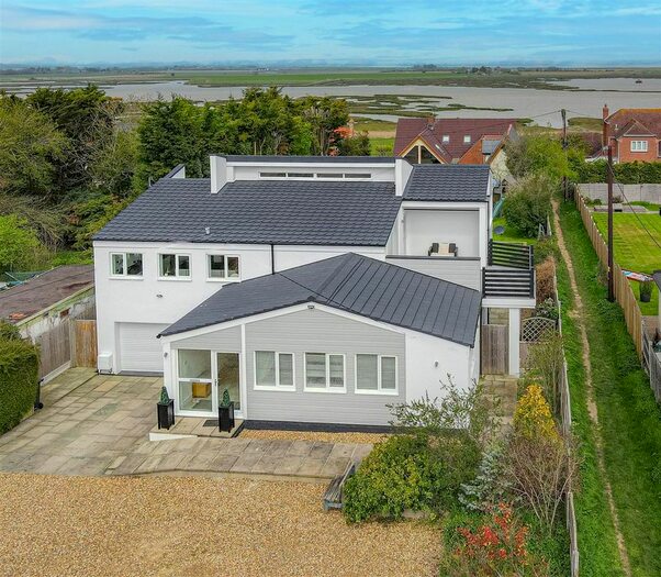 5 Bedroom Detached House For Sale In Imperial Avenue, Mayland, Chelmsford, CM3