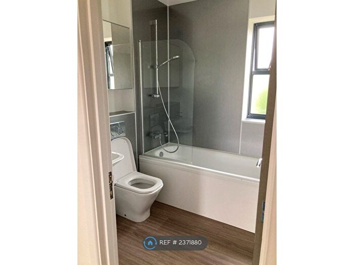 2 Bedroom End Of Terrace House To Rent In Cheltenham, Cheltenham, GL51