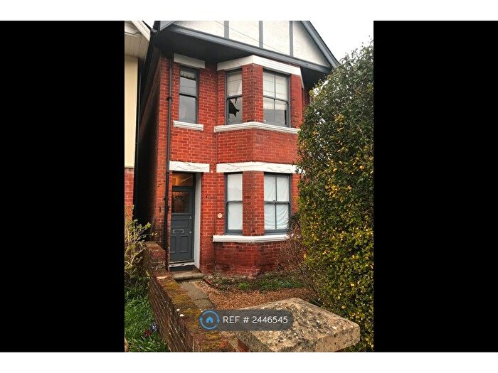 4 Bedroom Detached House To Rent In Nile Road, Southampton, SO17