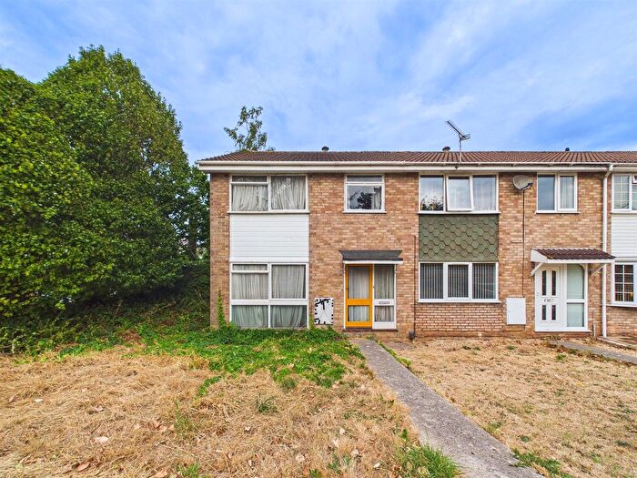 3 Bedroom End Of Terrace House For Sale In Cherington, Yate, Bristol, BS37