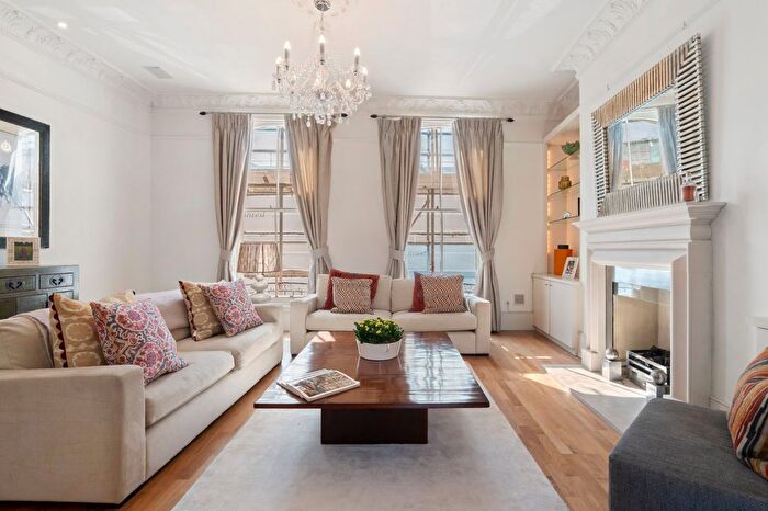 3 Bedroom Terraced House To Rent In Abingdon Road, High Street Kensington, W8
