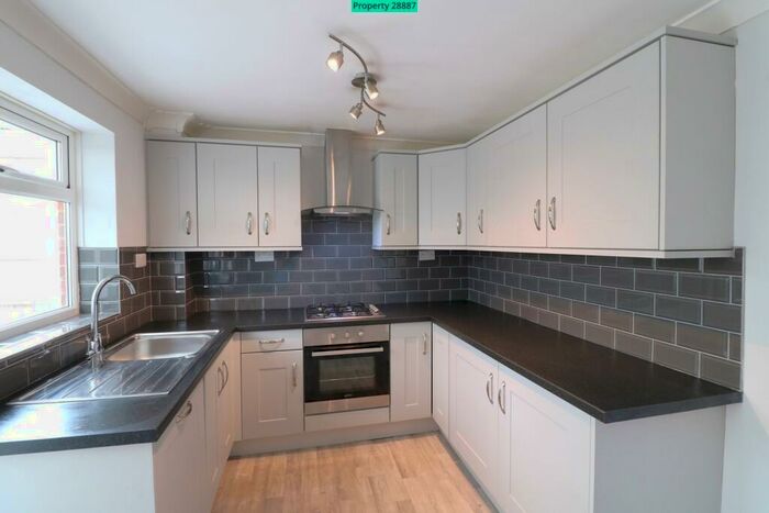 3 Bedroom Semi-Detached House To Rent In Redcar Road, Stoke-on-Trent, ST4