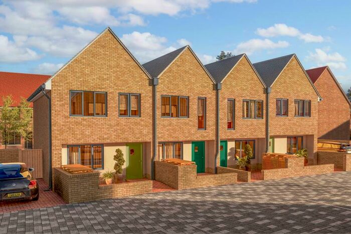 2 Bedroom Terraced House To Rent In Woking, GU21