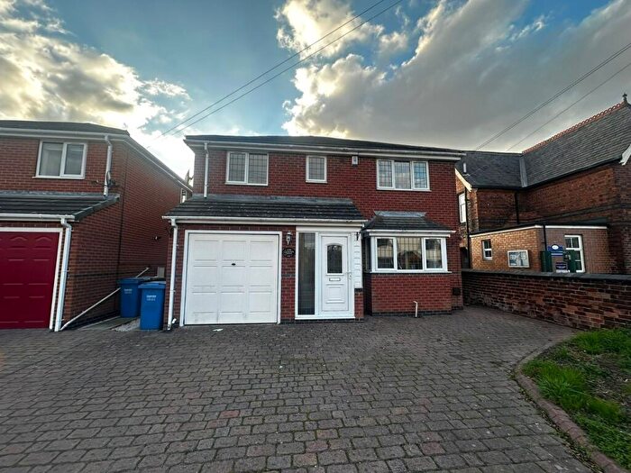 4 Bedroom Detached House To Rent In Manor Road, Brimington, Chesterfield, S43