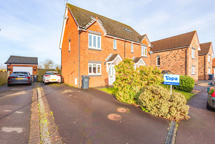 4 Bedroom Semi Detached House For Sale In Caulstran Road, Dumfries, DG2