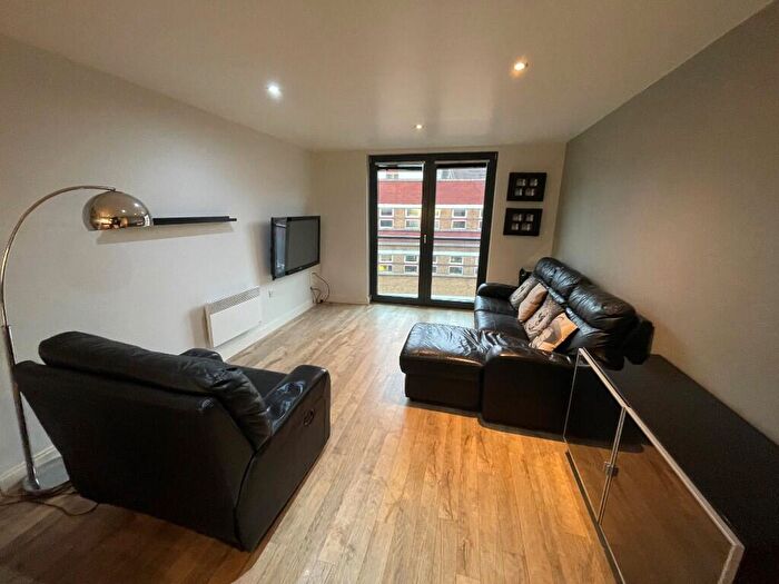 2 Bedroom Apartment To Rent In Southside, St. John's Walk, Birmingham, B5