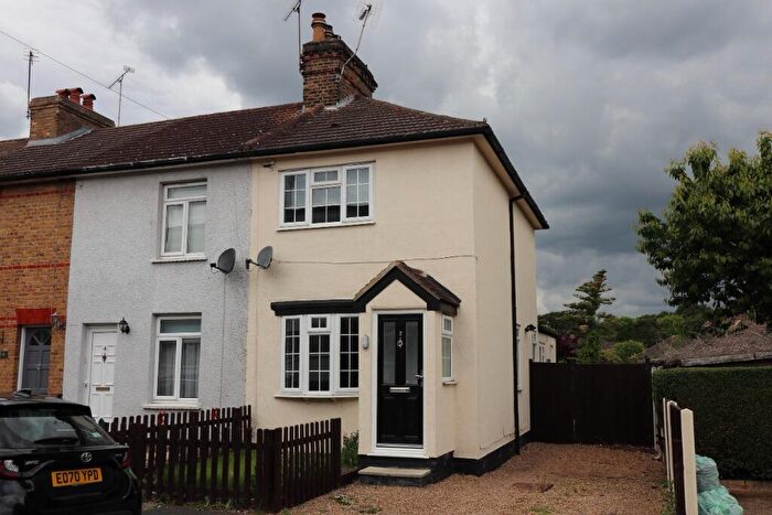 2 Bedroom Semi-Detached House To Rent In Queen Street, Brentwood, CM14