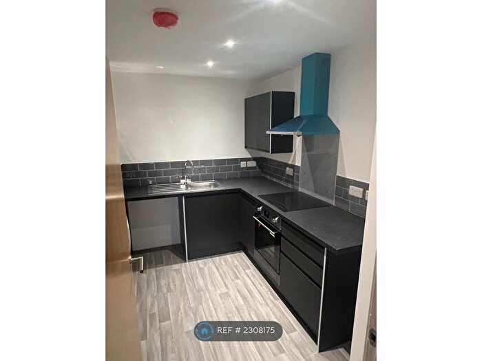 1 Bedroom Flat To Rent In High Street, Burton-On-Trent, DE14