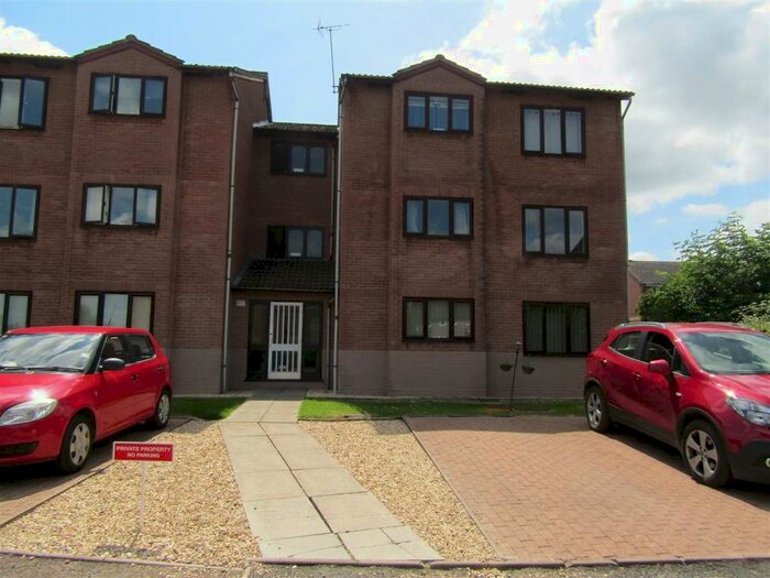 1 Bedroom Flat To Rent In Coventry Close, Tewkesbury, GL20