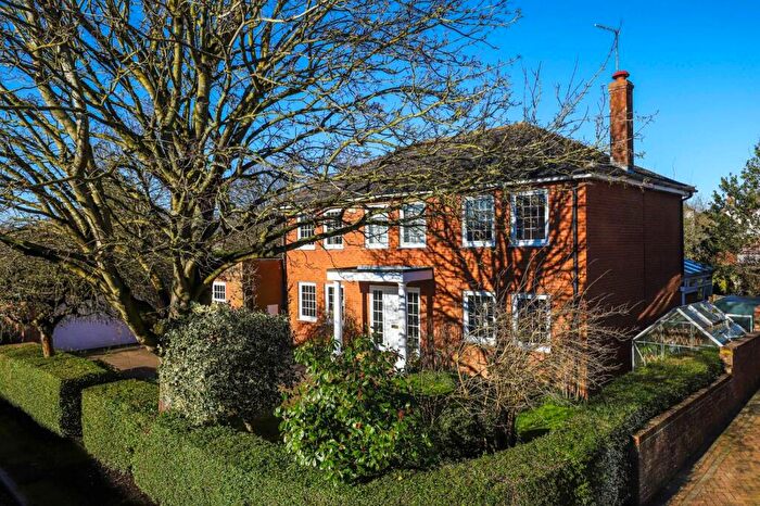 4 Bedroom Detached House For Sale In Royal Oak Close, Chipping, SG9