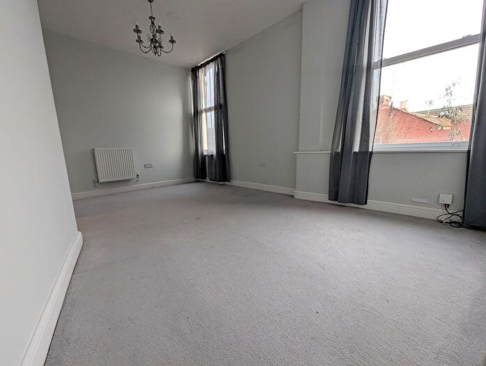 1 Bedroom Flat For Sale In Flat East Street, Bristol, Avon, BS3