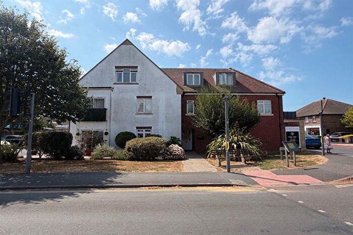 1 Bedroom Flat To Rent In Benjamin Court, Malthouse Road, Selsey, Chichester, West Sussex, PO20