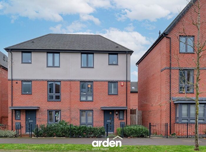 4 Bedroom Semi-Detached House For Sale In Austin Way, Birmingham, B31