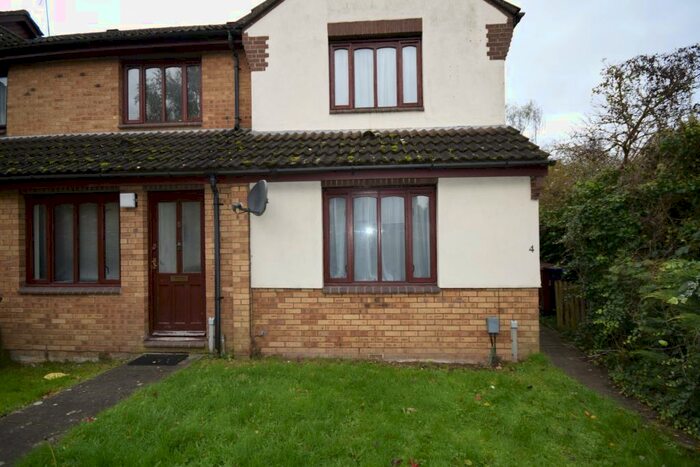 1 Bedroom House To Rent In Tomsfield, Hatfield, AL10