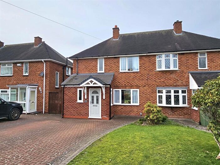 3 Bedroom Semi Detached House For Sale In Scott Road, Solihull, B92