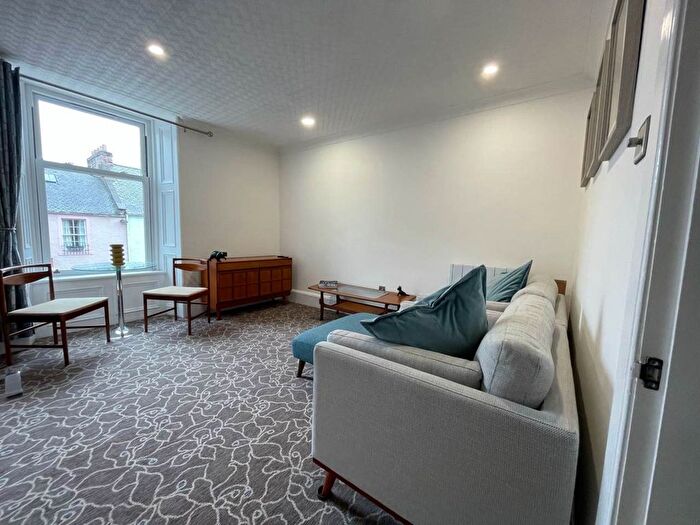 1 Bedroom Flat To Rent In Fort Street, Broughty Ferry, Dundee, DD5