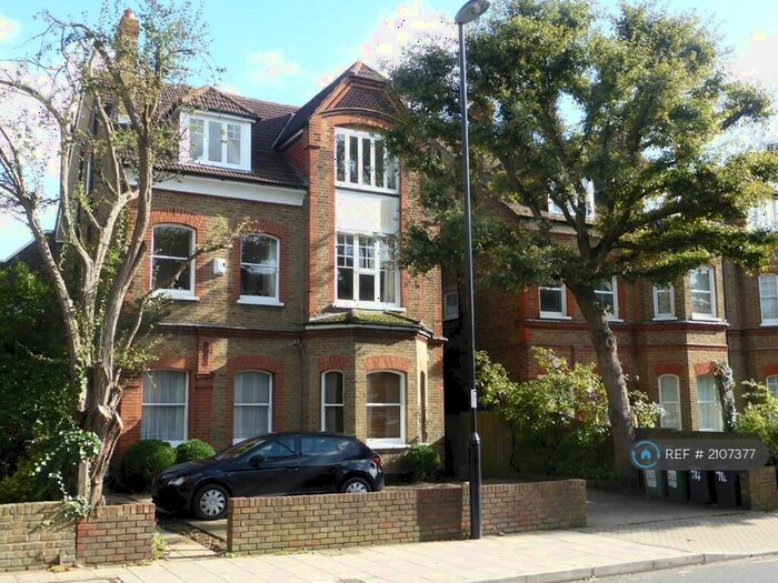 2 Bedroom Flat To Rent In Newlands Park, London, SE26