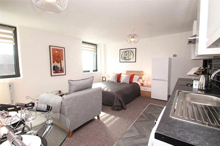 Apartment To Rent In Regal House, Duke Street, Stockport, SK1