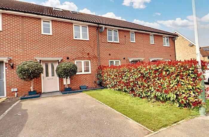 3 Bedroom Terraced House For Sale In Small Heath Avenue, Romford, RM3